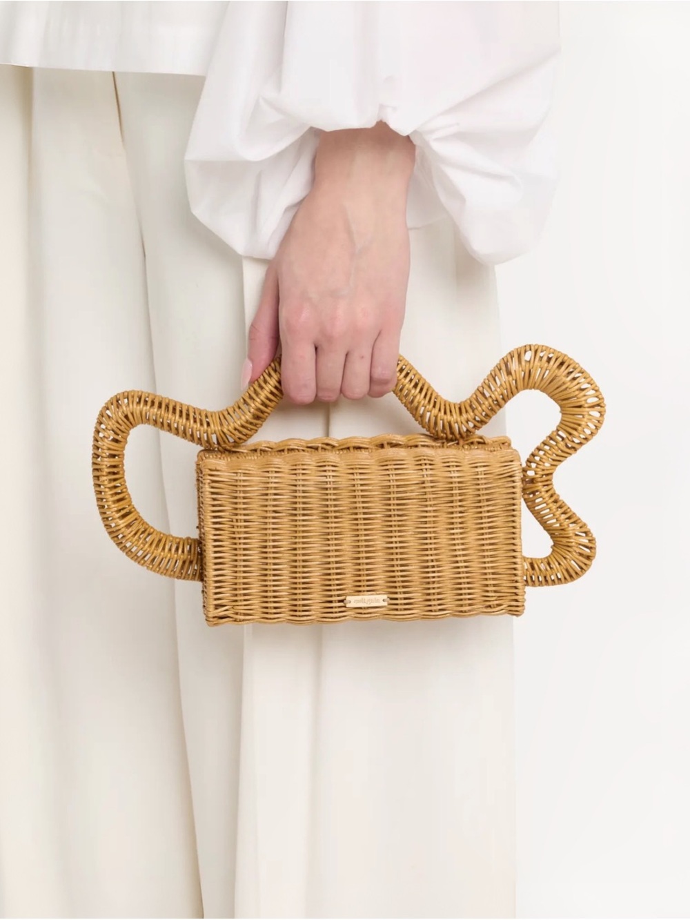 NEW Cult Gaia Elsa Woven Rattan Wavy Handle Clutch MSRP $498 - Picture 4 of 13